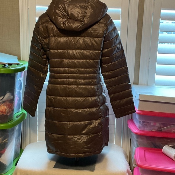 Andrew Marc Chocolate Puffer Jacket - Picture 4 of 9